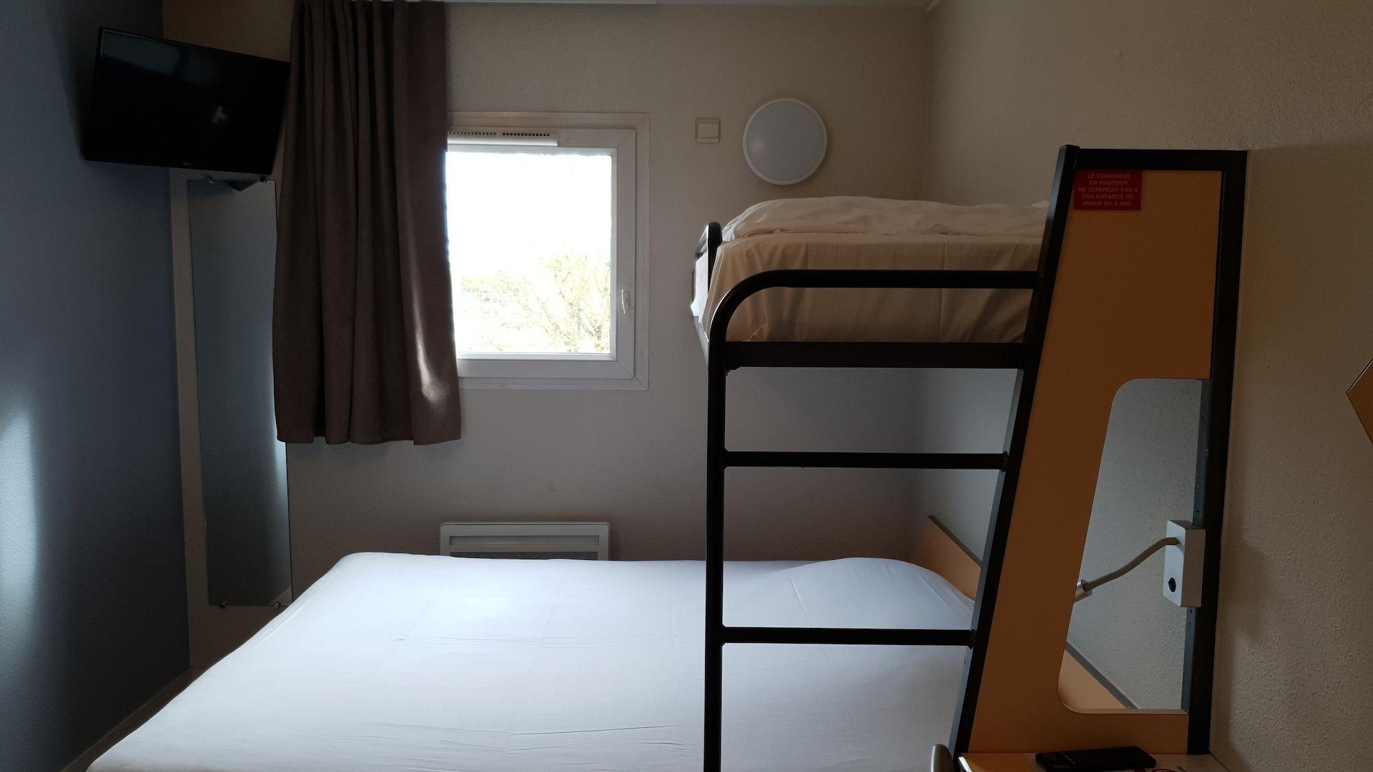 Welcomotel Coignières Kültér fotó