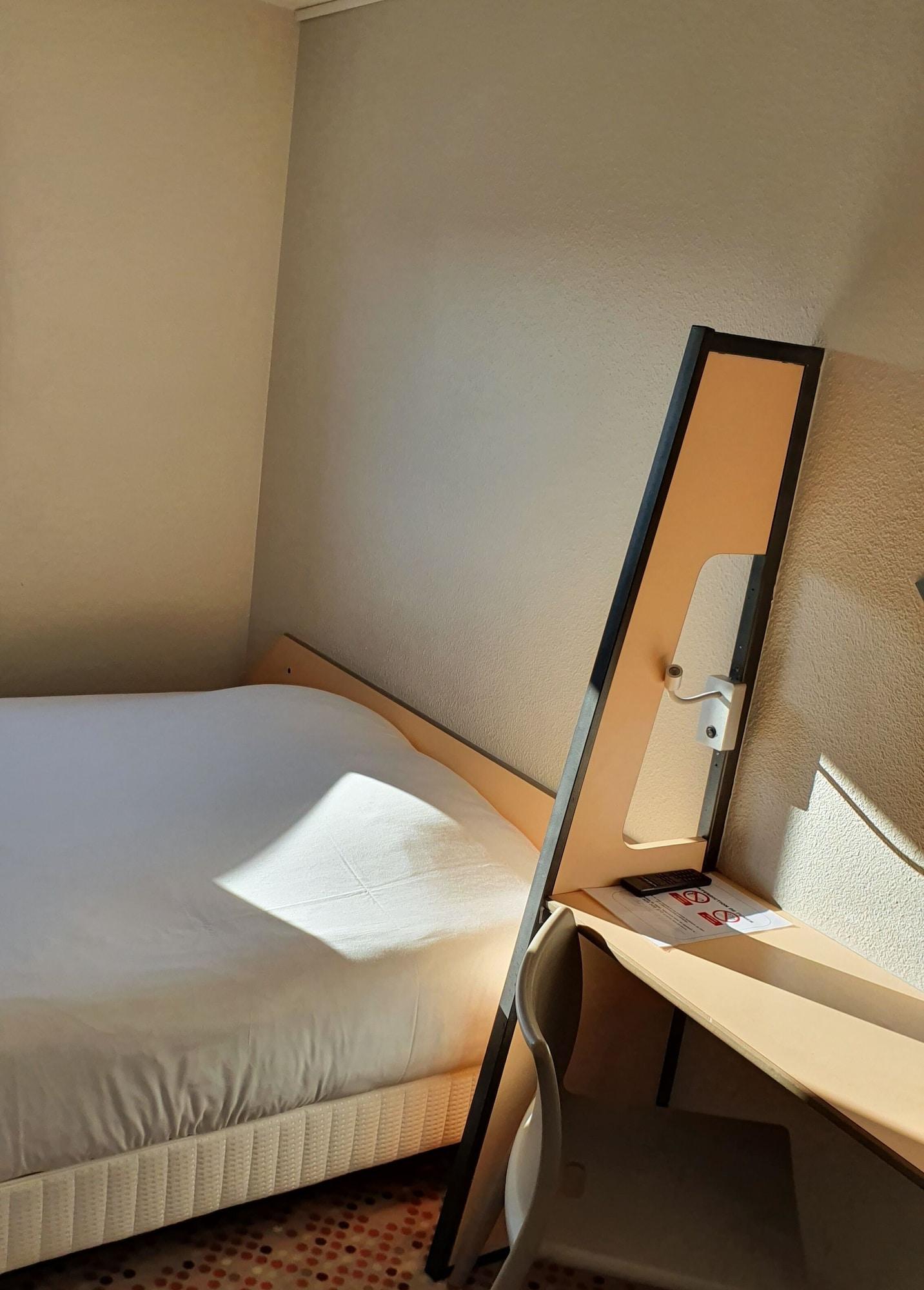 Welcomotel Coignières Kültér fotó