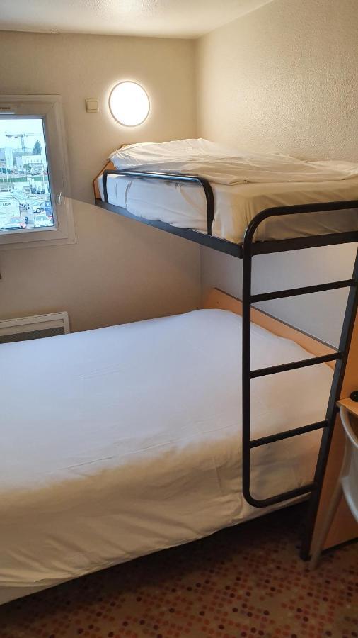Welcomotel Coignières Kültér fotó